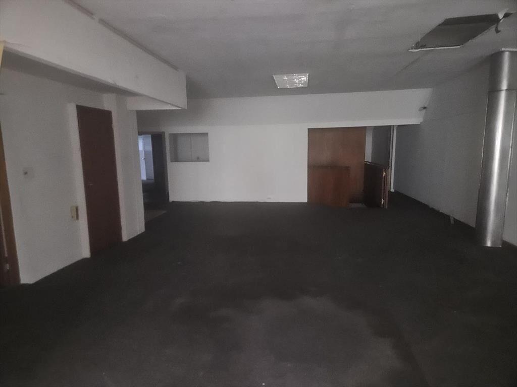 Colonia y J.Herrera, 809m2, local casa de altos, ascensor