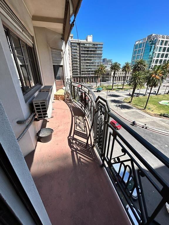 Plaza Independencia, 163 m2, 4 dormitorios !!