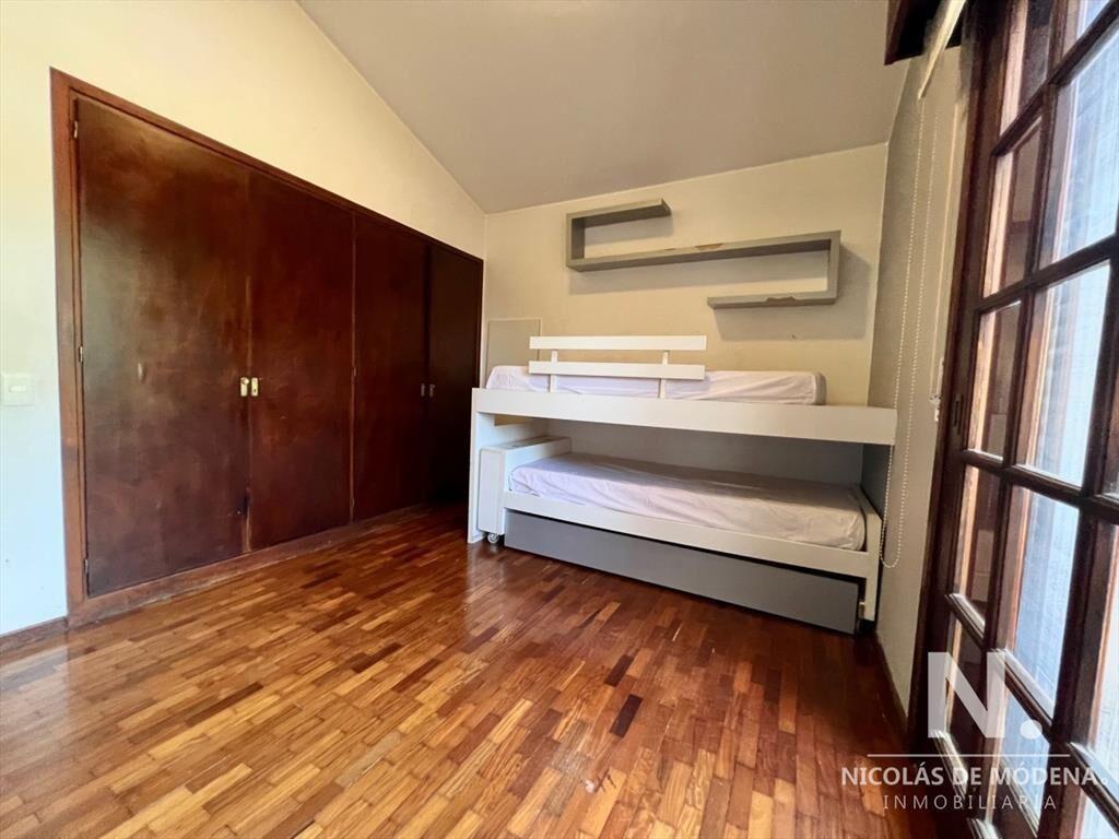 CASA EN VENTA 4 DORMITORIOS EN PLAYA MANSA, Punta del Este