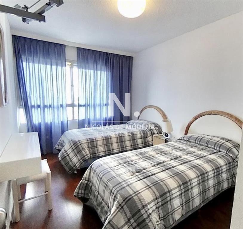 Apartamento en venta en Roosevelt 3 dormitorios