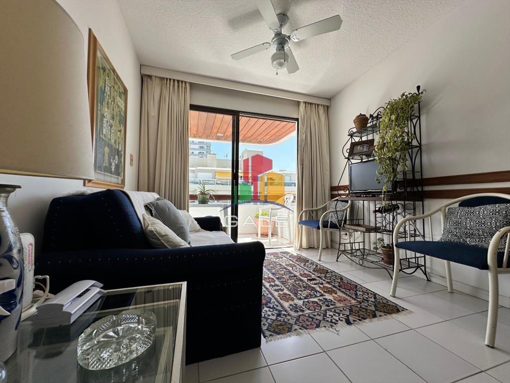 Apartamento de dos dormitorios en venta en Punta