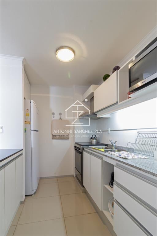 Departamento en venta de 2 dormitorios y 2 baños Punta del
