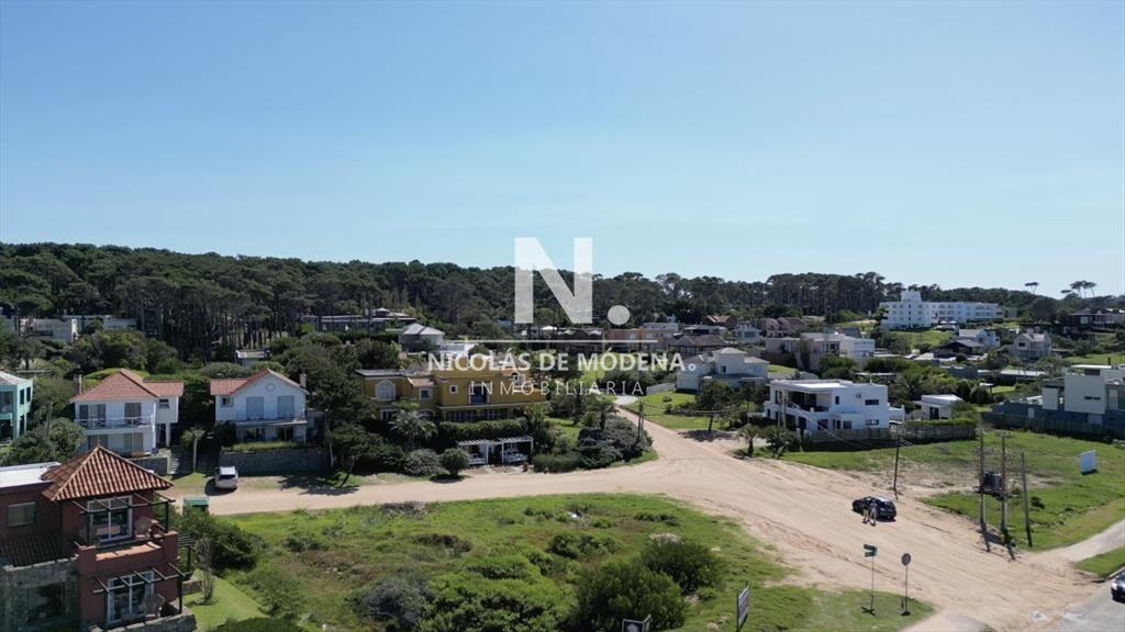 En venta gran terreno en La Barra- Montoya.