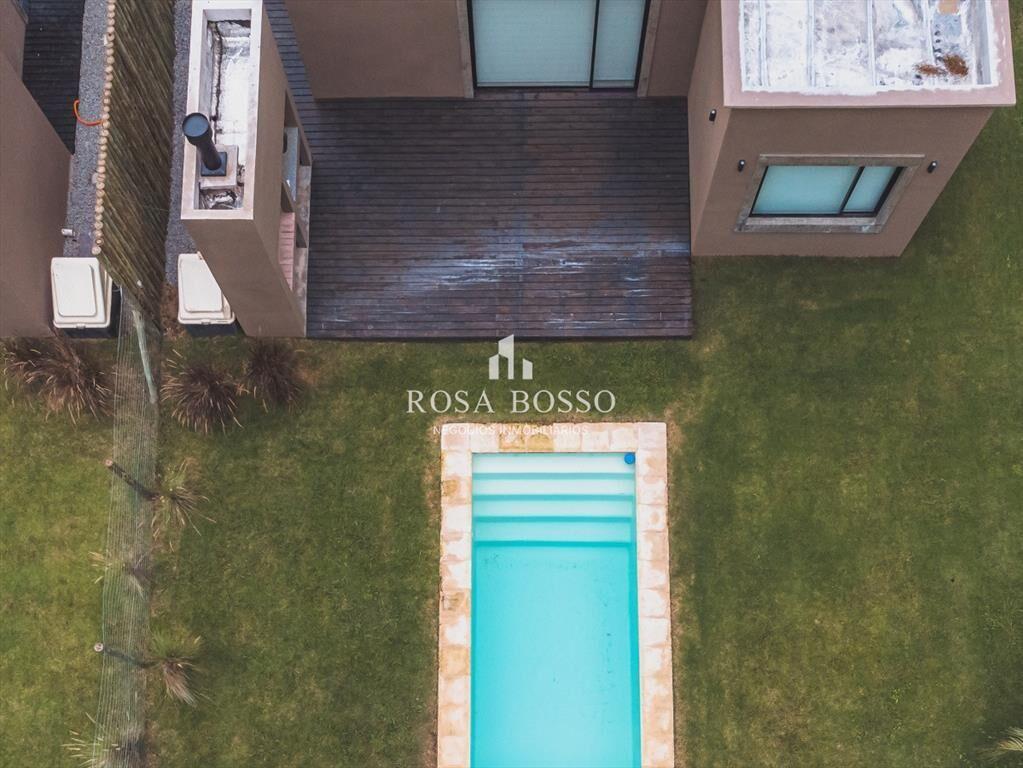 VENTA DE CASAS EN BARRIO PRIVADO