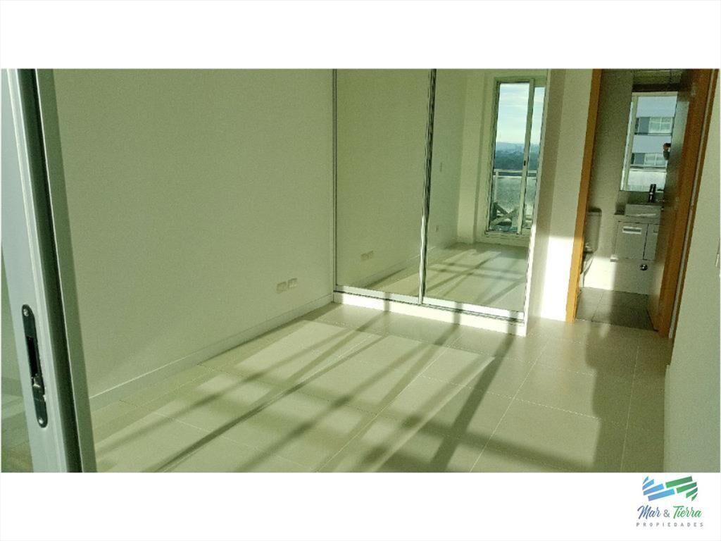 Apartamento en Roosevelt, 2 dormitorios *