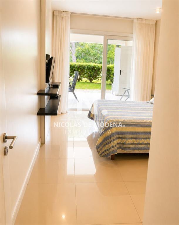 En venta apartamento de 1 dormitorios en Punta