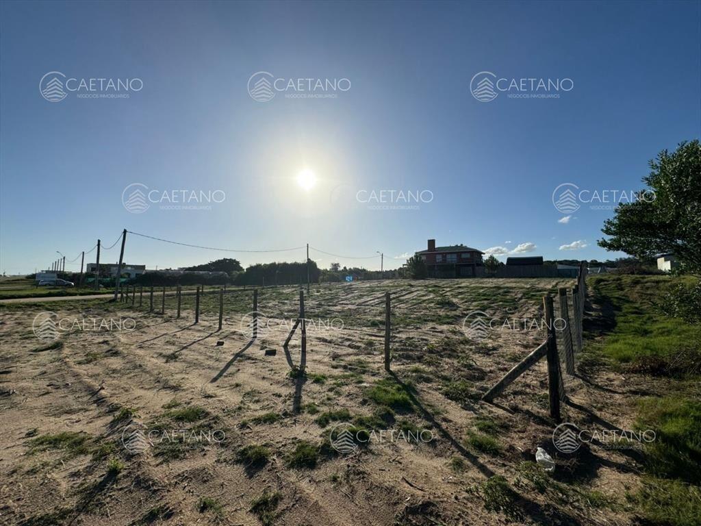 Venta terreno primera linea. Balneario Buenos