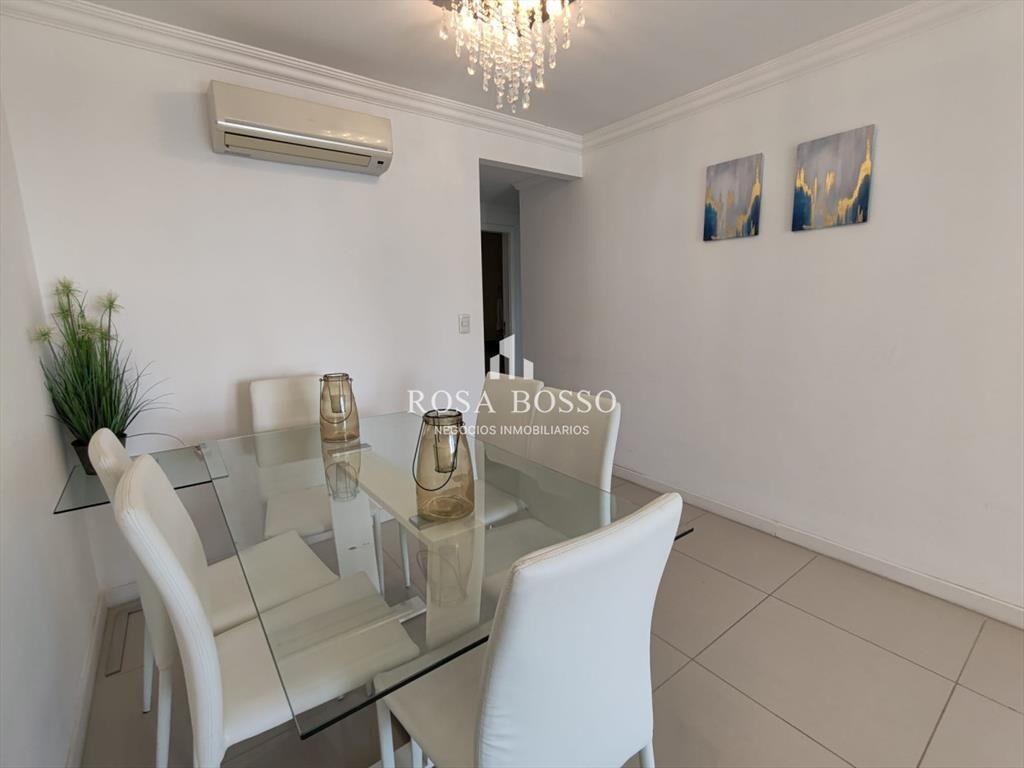 En venta apartamento 2 dormitorios en Playa Mansa