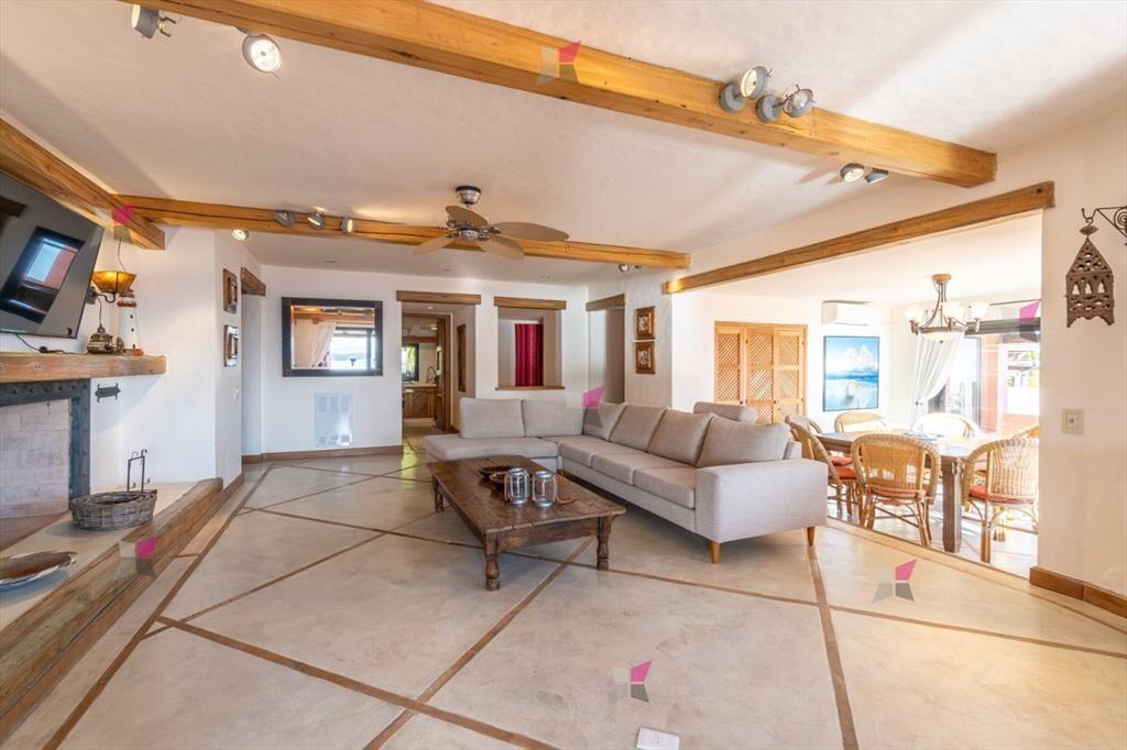 VENTA DE APARTAMENTO DE 4 DORMITORIOS EN PUNTA BALLENA PUNT