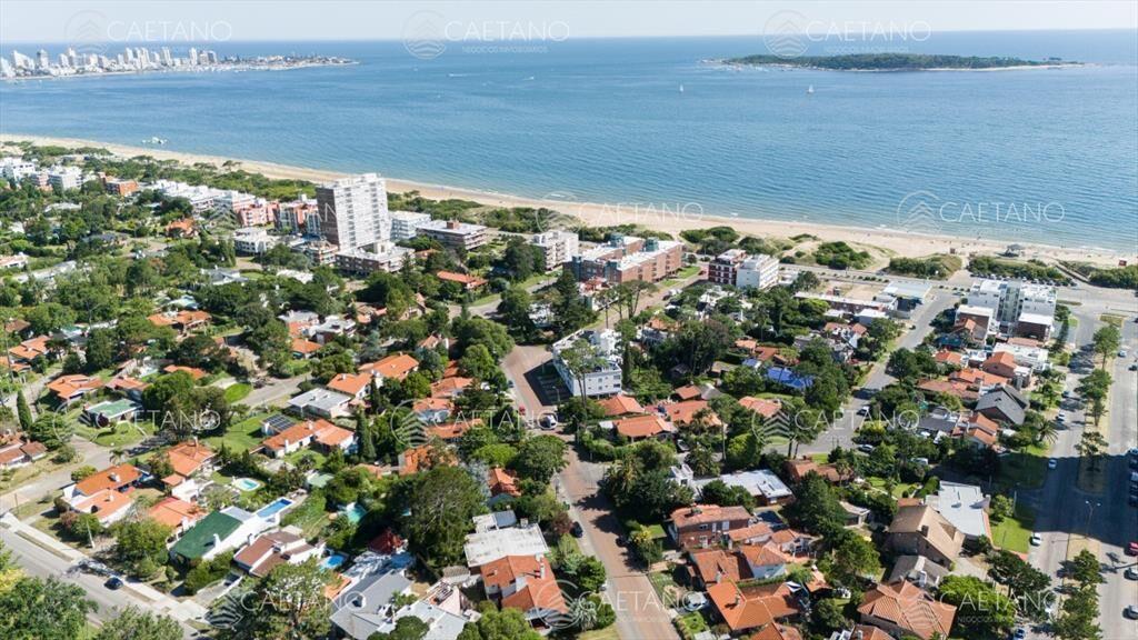Casa en venta 5 dormitorios Punta del Este