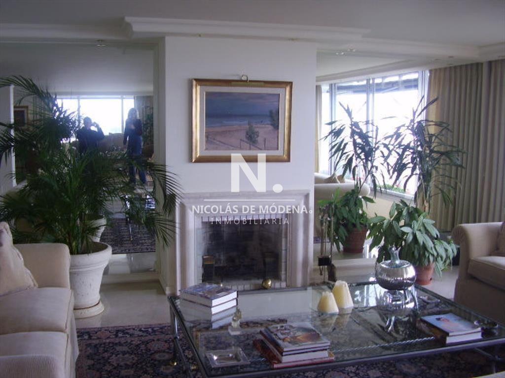 Esplendido departamento en venta con panorama al