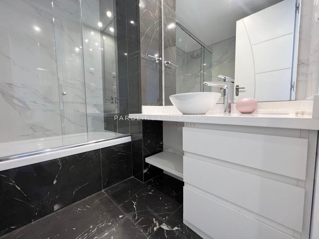 Apartamento en venta de 2 dormitorios en Miami
