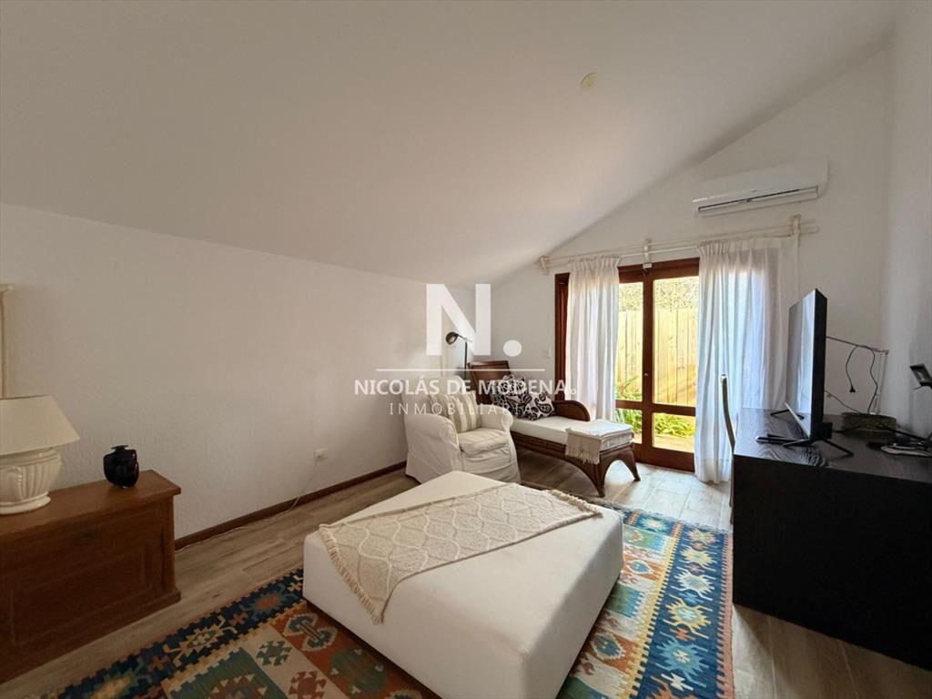 Espectacular Chalet en Playa Brava