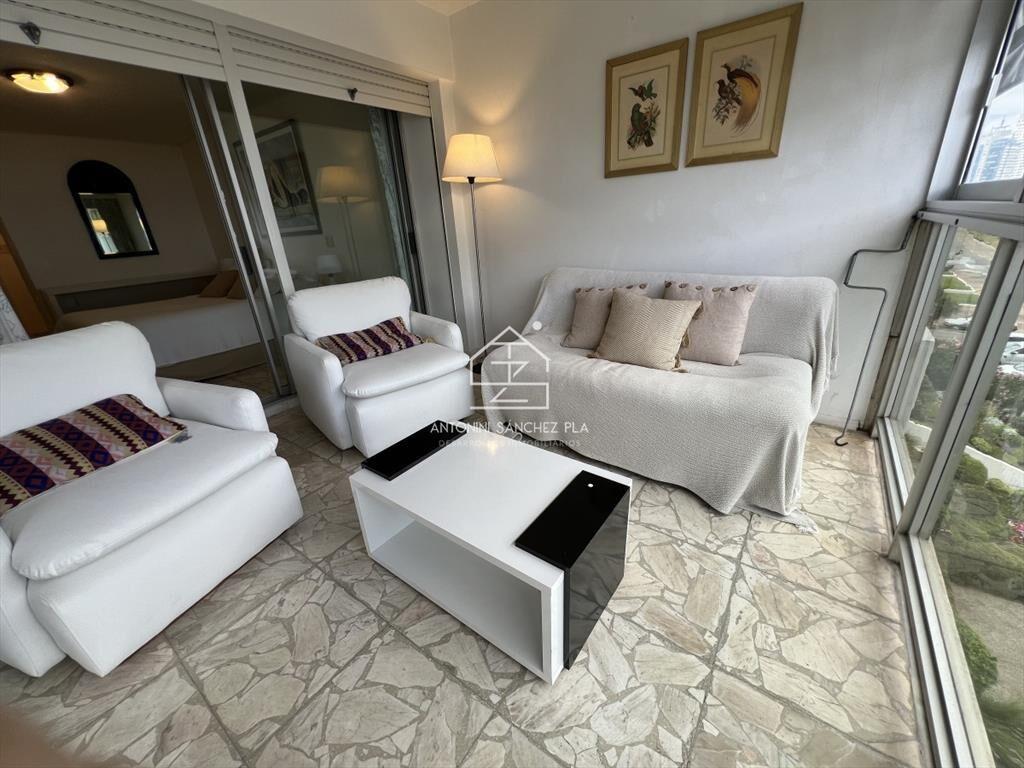 Apartamento en Mansa frente al mar - Punta del