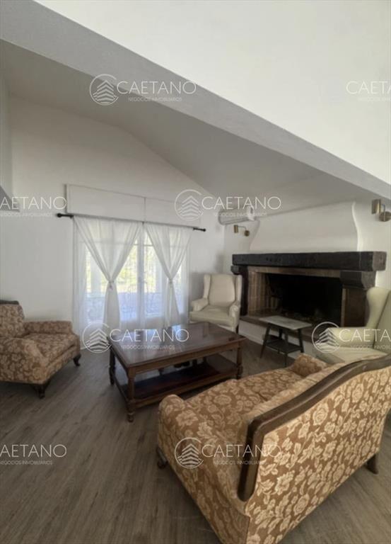 CASA EN VENTA PLAYA MANSA 5 DORMITORIOS