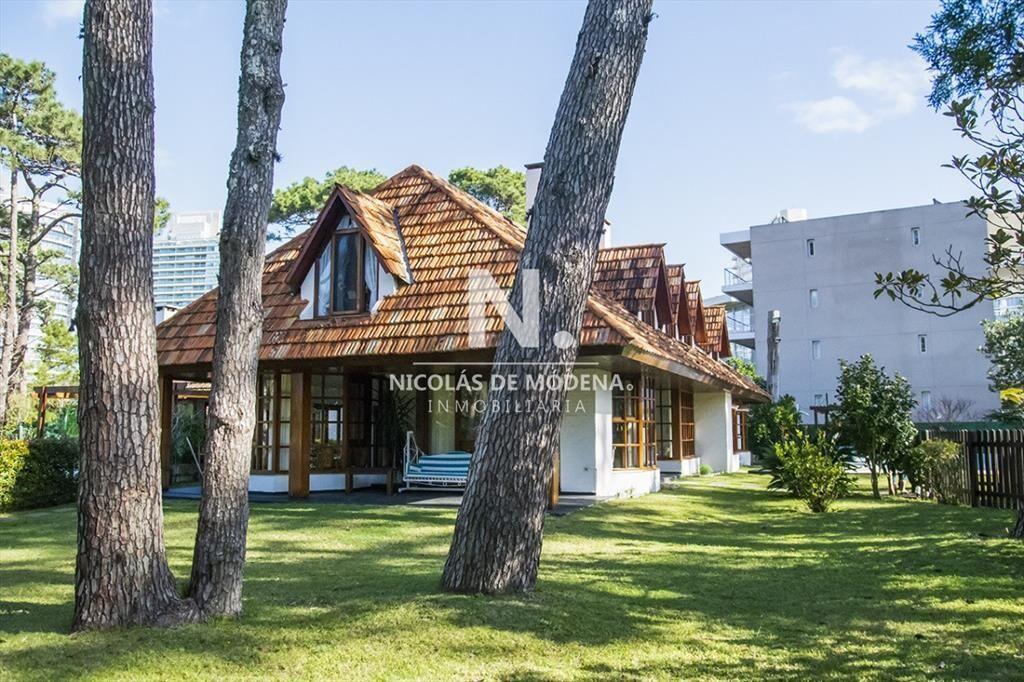 Casa en venta de 5 dormitorios en San Rafael ,