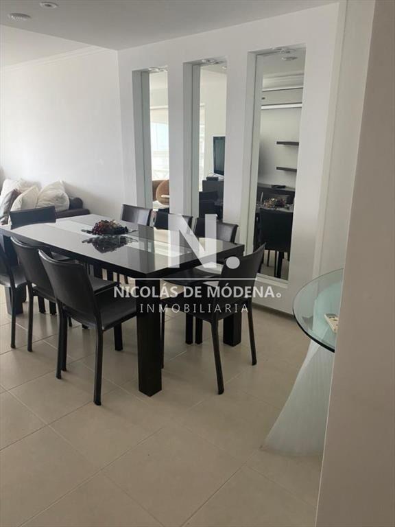 Hermoso apartamento con excelente vista!