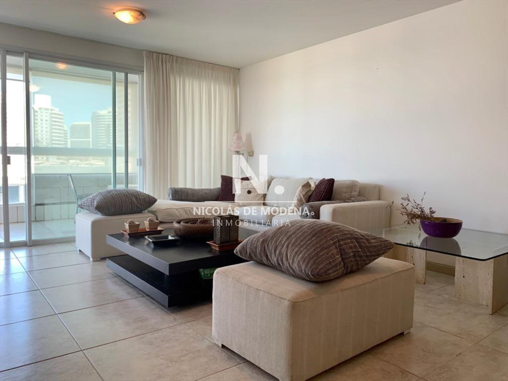 Oportunidad Apartamento en Venta y Alquiler de -