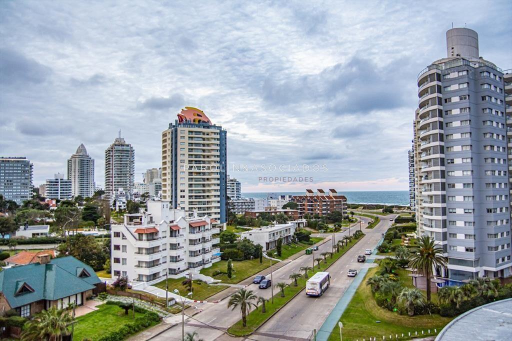 Apartamento en venta de 3 dormitorios en Forest