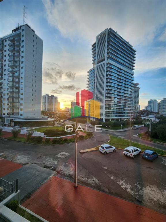 Departamento de 1 dormitorio en venta en complejo