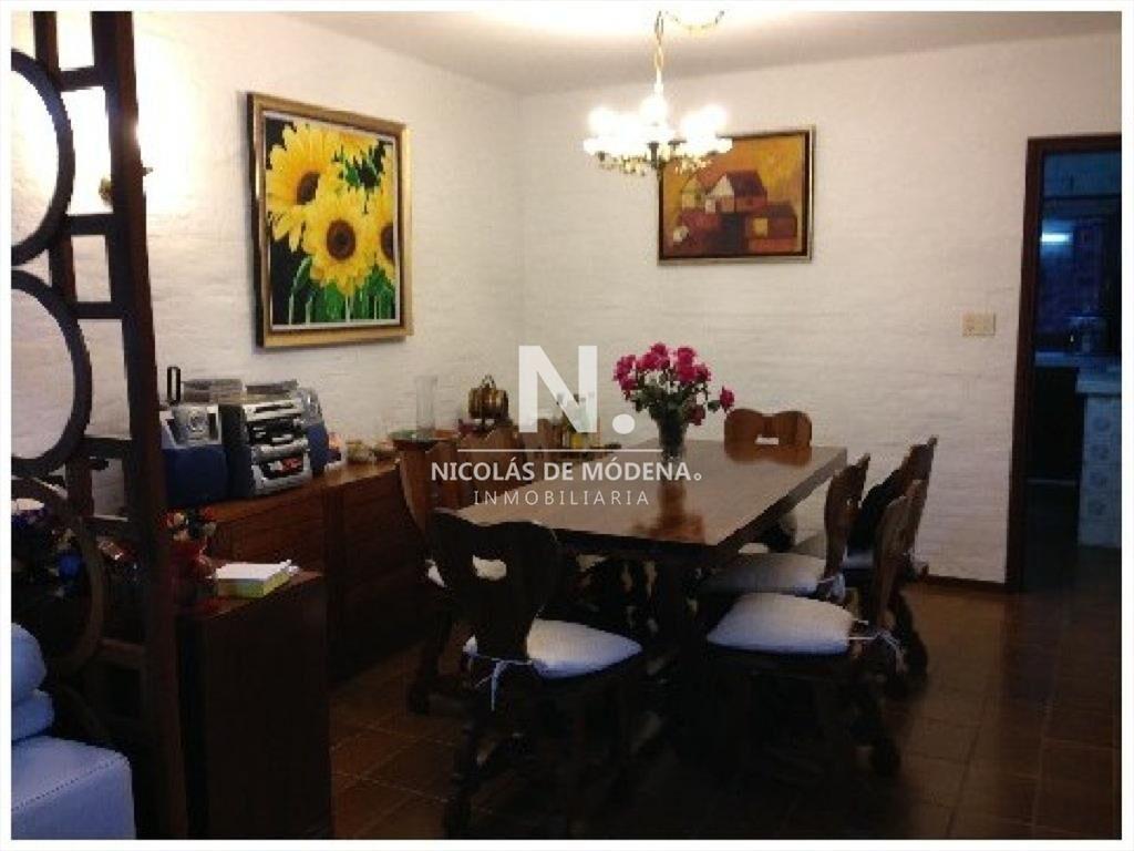 VENDE CASA DE 3 DORMITORIOS EN PLAYA MANSA, PUNTA