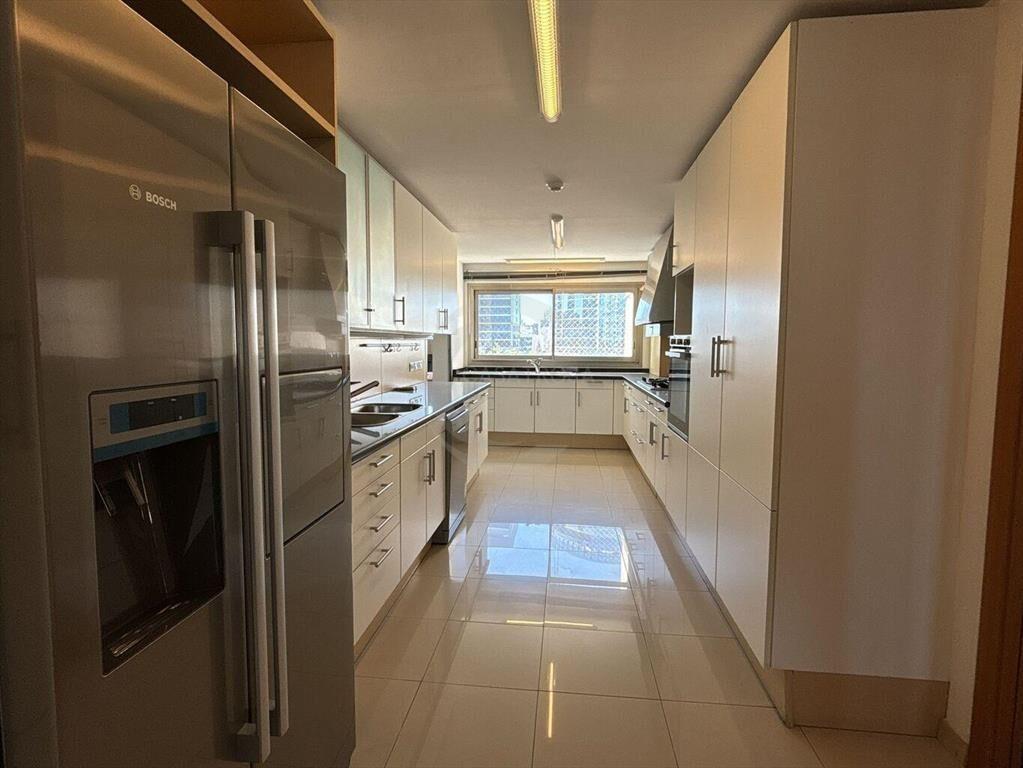 CASATROJA VENTA APARTAMENTO LUJOSO PUERTO DEL BUCEO