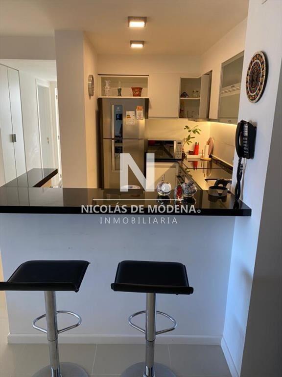 Departamento de 2 dormitorios y medio en venta en