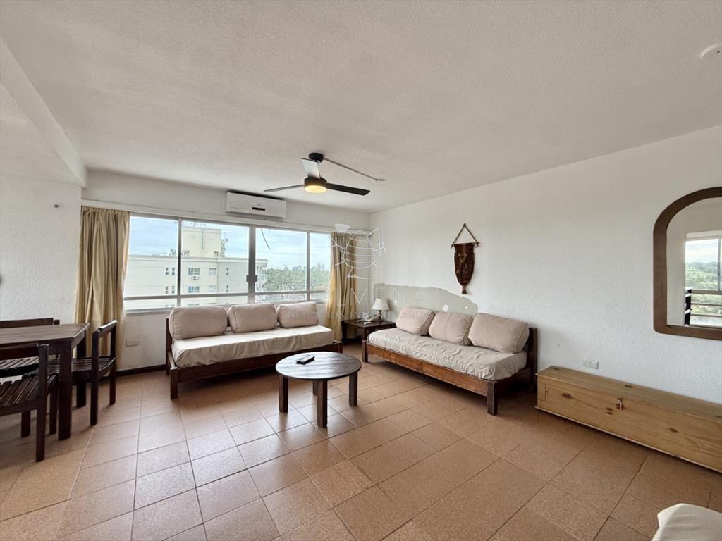Apartamento en venta.