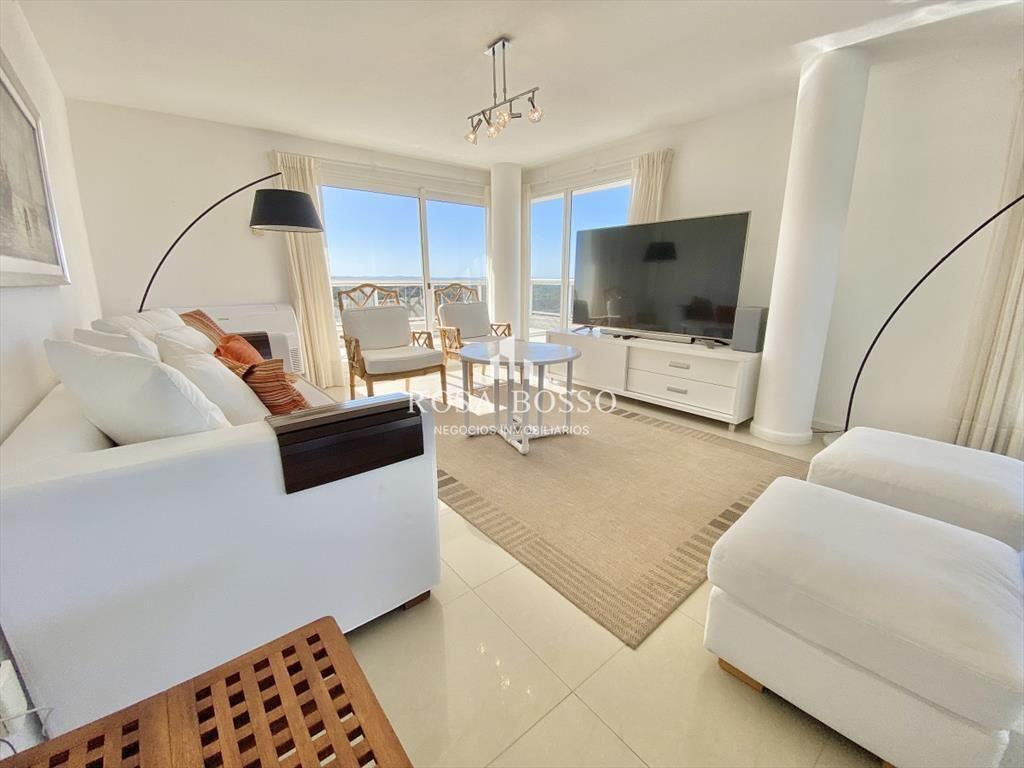 Alquiler 3 dormitorios Roosevelt Punta del Este