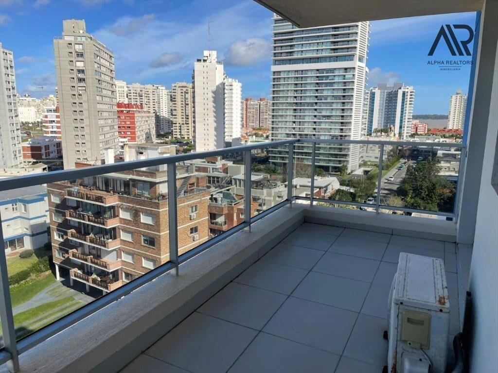 Apartamento en venta c/ cochera en La Pastora