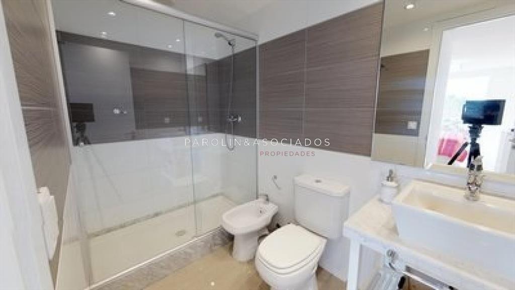 Apartamento de 1 dormitorio en torre One, Punta