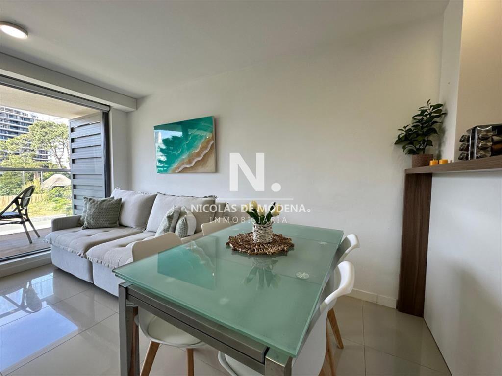Vende apartamento de 1 dormitorio y medio en Peninsula, Pun