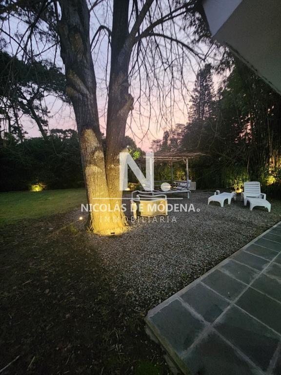 Casa en Venta de 4 dormitorios en Playa Mansa , ,