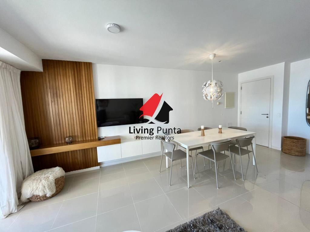 Apartamento a dos cuadras de Playa Brava