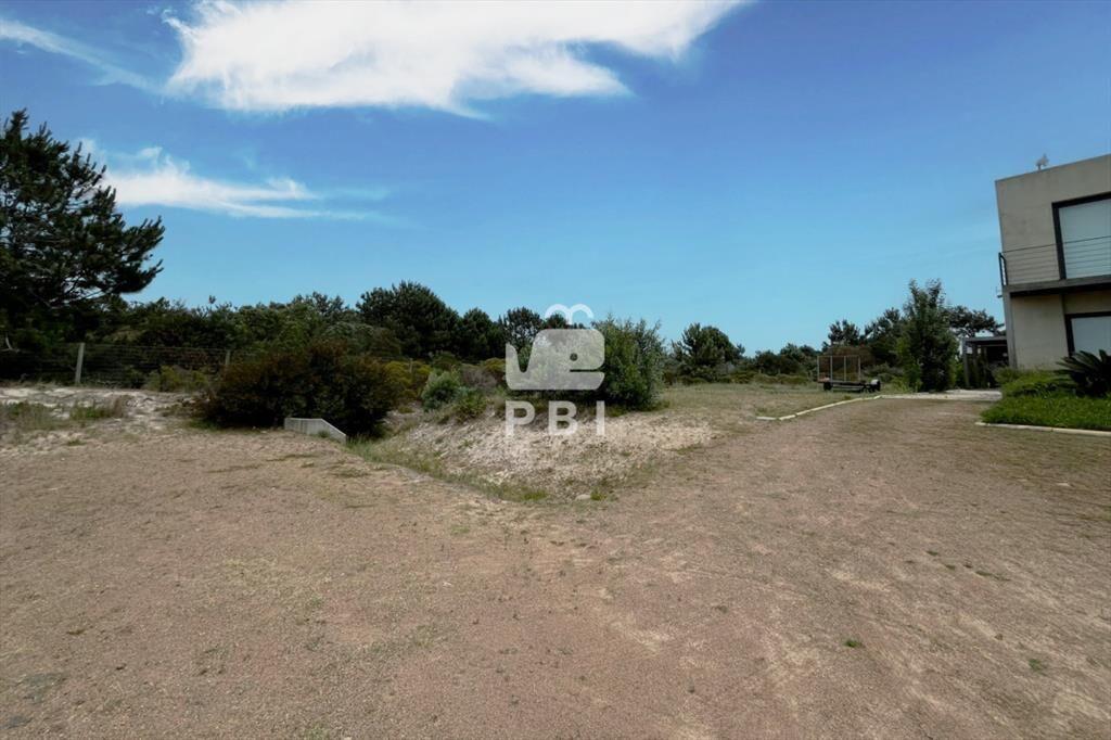 Terreno en venta en Pueblo del Mar, Canelones - :