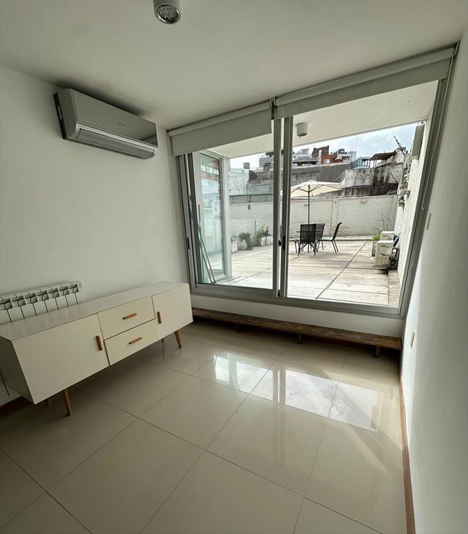 Alquiler | 1 Dorm sobre Rambla, Patio y Garage