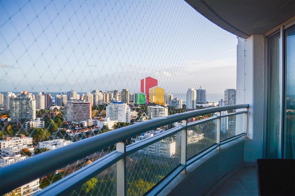 Apartamento de 2 dormitorios en Roosevelt - Punta