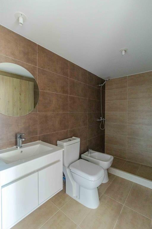 Venta apartamento 2 dormitorios con garage y renta