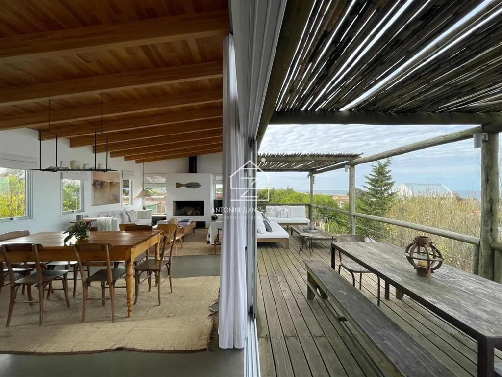 Casa con vista al mar en Balneario Buenos Aires