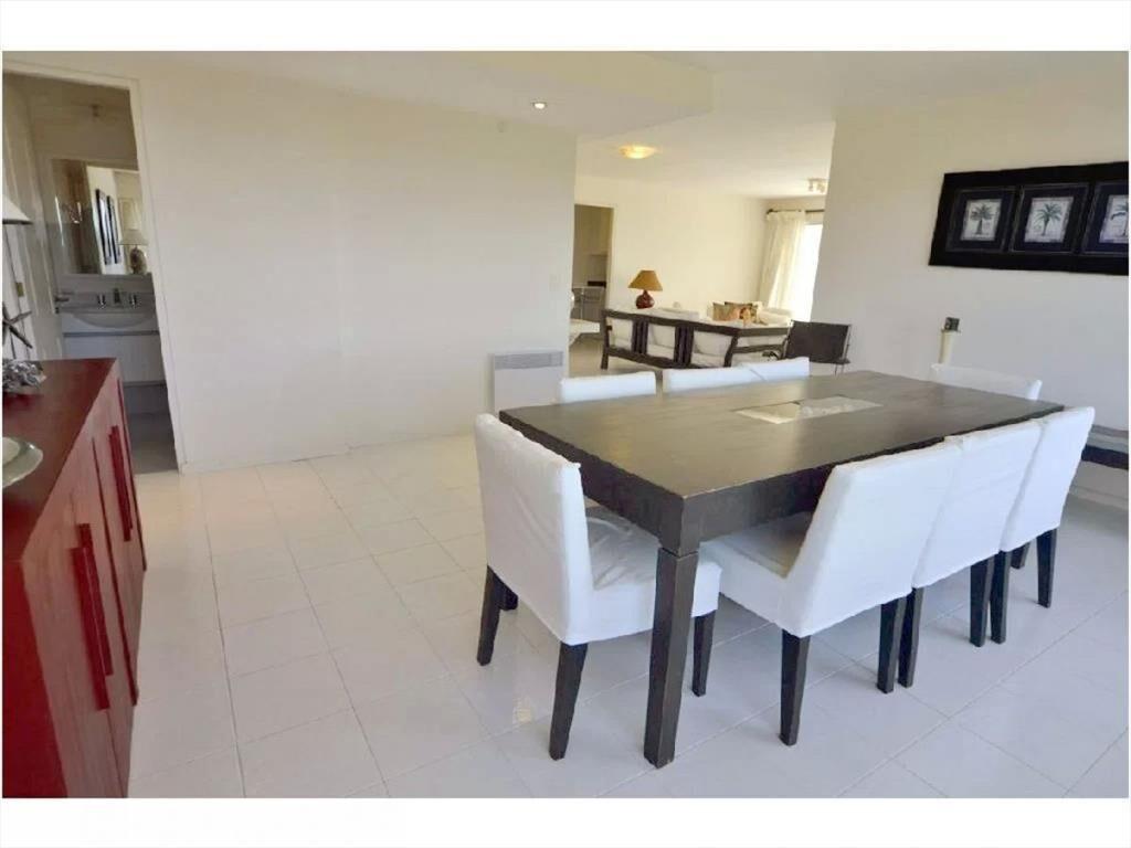 Apartamento en Mansa, 3 dormitorios *