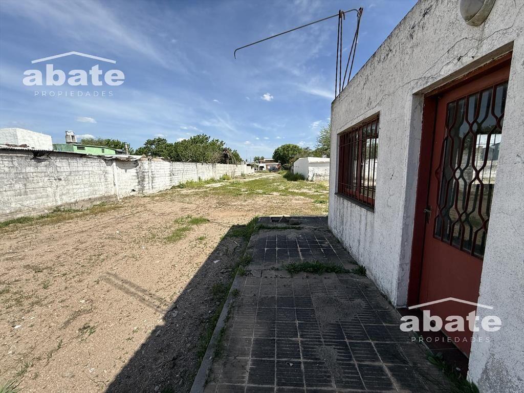 Venta de Terreno 2619 m2 en Piedras Blancas céntrico