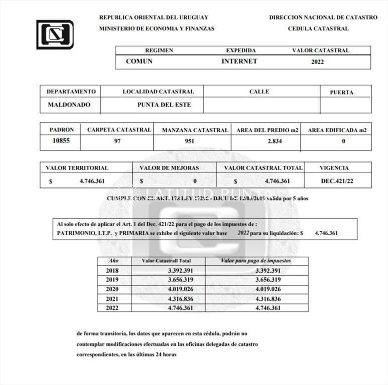 Terreno de gran superficie en zona habitada todo