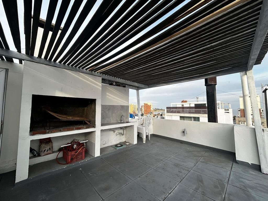 Venta Apartamento de 1 Dormitorio con terraza y azotea en P