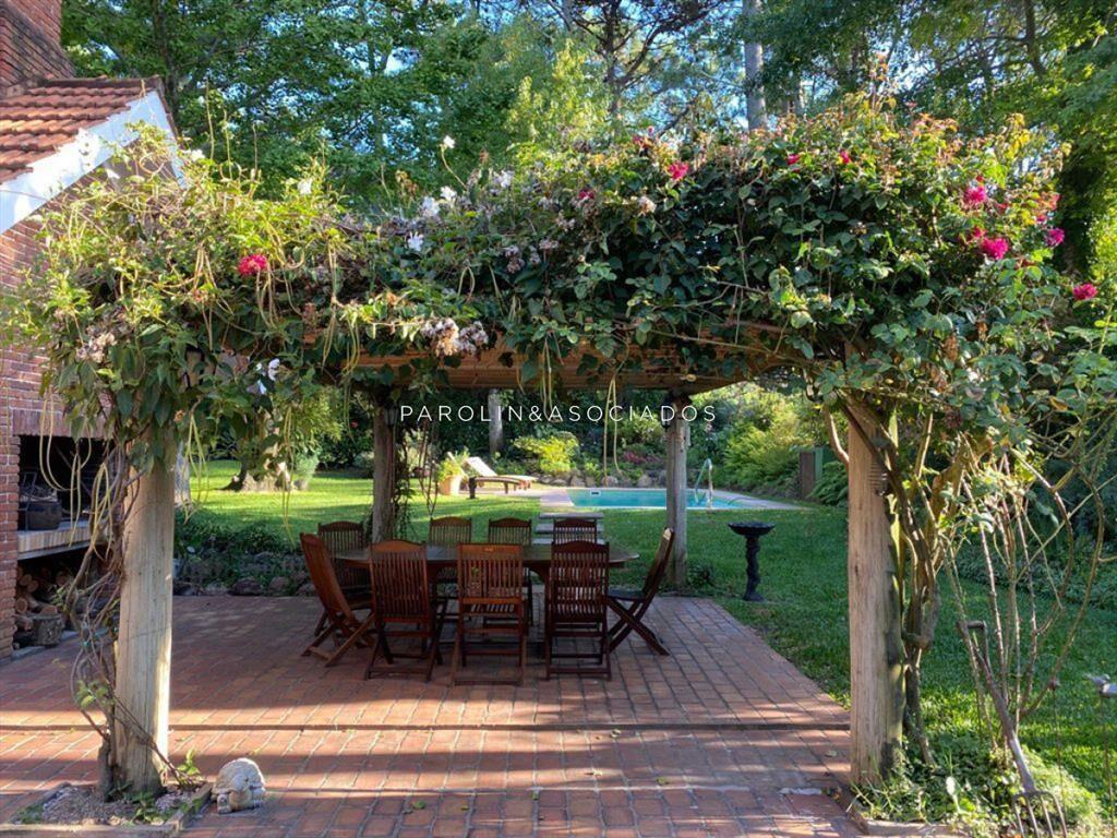 Hermosa casa en venta para vivir todo el año,