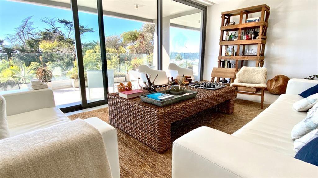 Apartamento en venta de 3 dormitorios en Punta