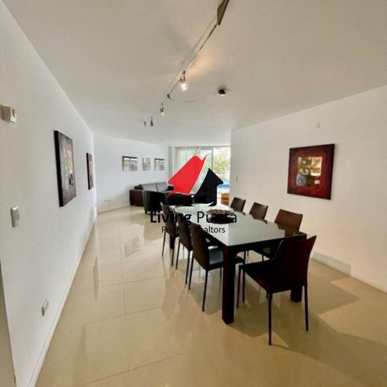 Venta de apartamento 3 dormitorios mas dep en Playa Brava