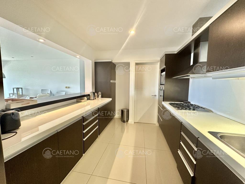 Venta Departamento - 3 Dormitorios - Parrillero y
