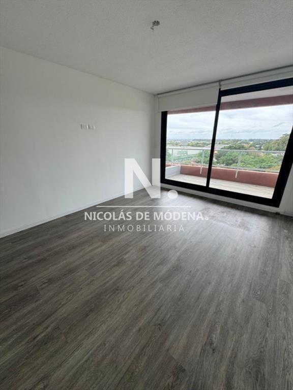 Vende impecable apartamento de 3 dormitorios con