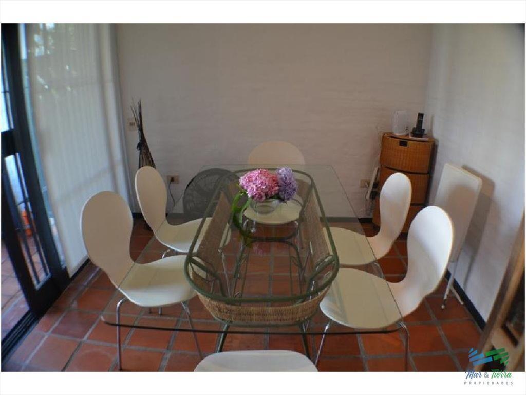 Apartamento en Aidy Grill, 3 dormitorios *