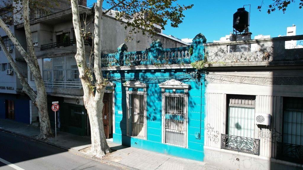 Venta de Terreno de 421m2  Altura 27m y 100% Ocupación A...